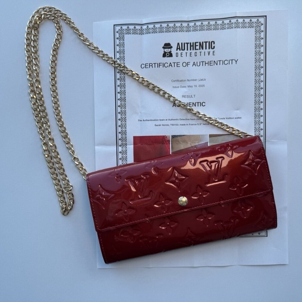 LOUIS VUITTON Sarah Monogram Vernis Amarante Long Wallet 2way With Chain